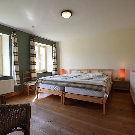Feriehus Cozy Holiday In With Garden
